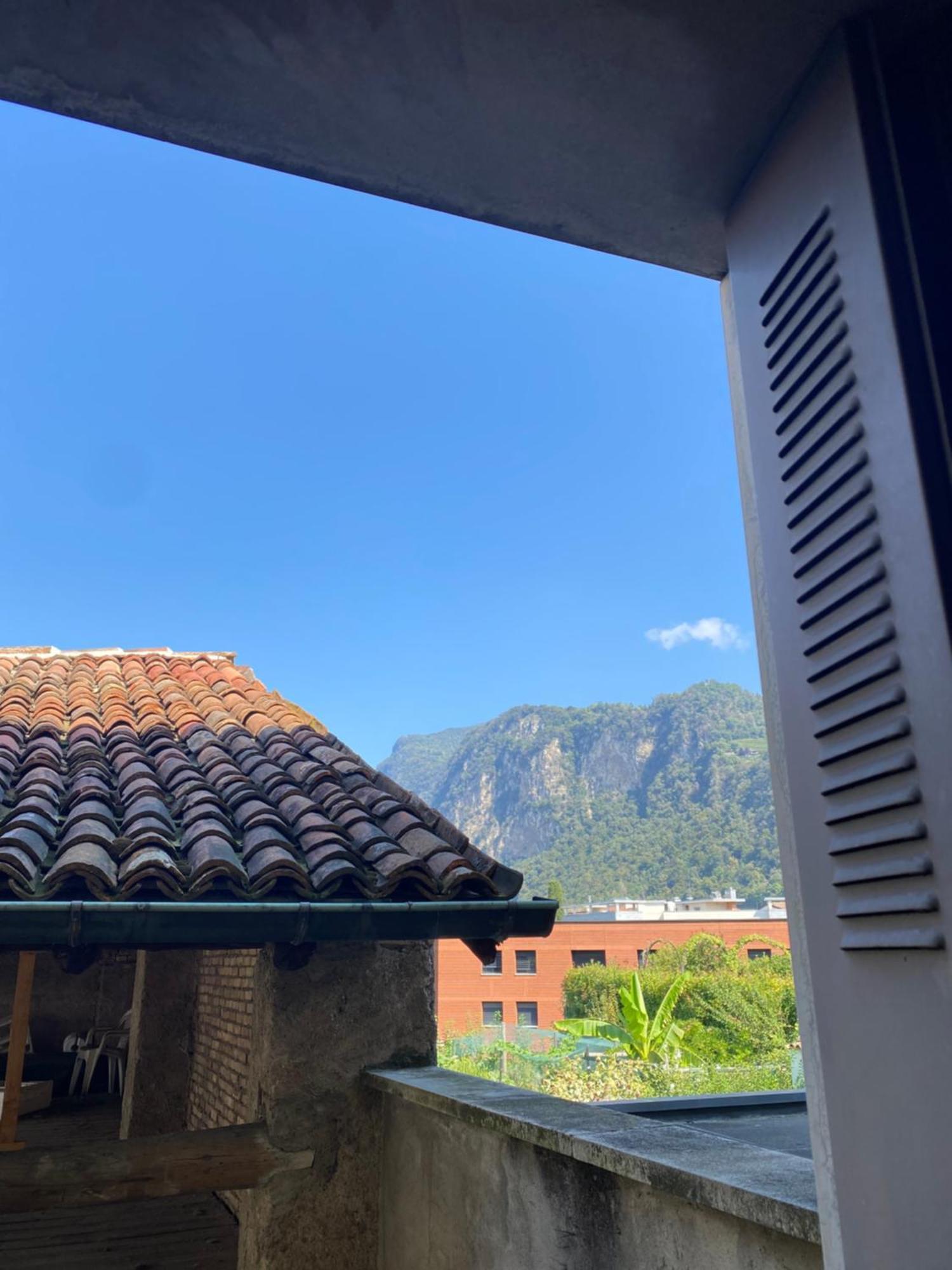 Yellow House Guest House Mendrisio Buitenkant foto
